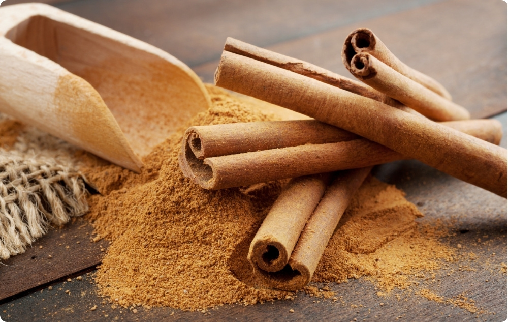 Mihin Kanelin Eteerinen öljy auttaa?