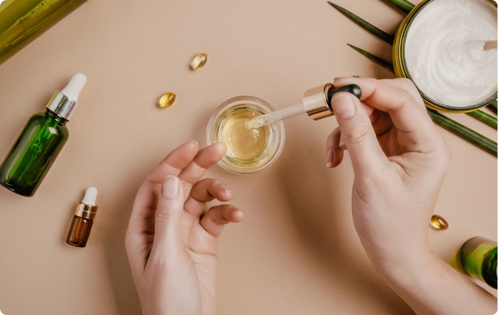 Kosteuttavana kasvoseerumina